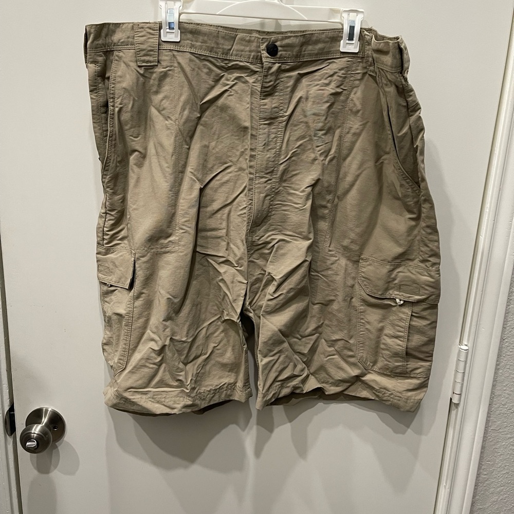 Wrangler men’s shorts size 44